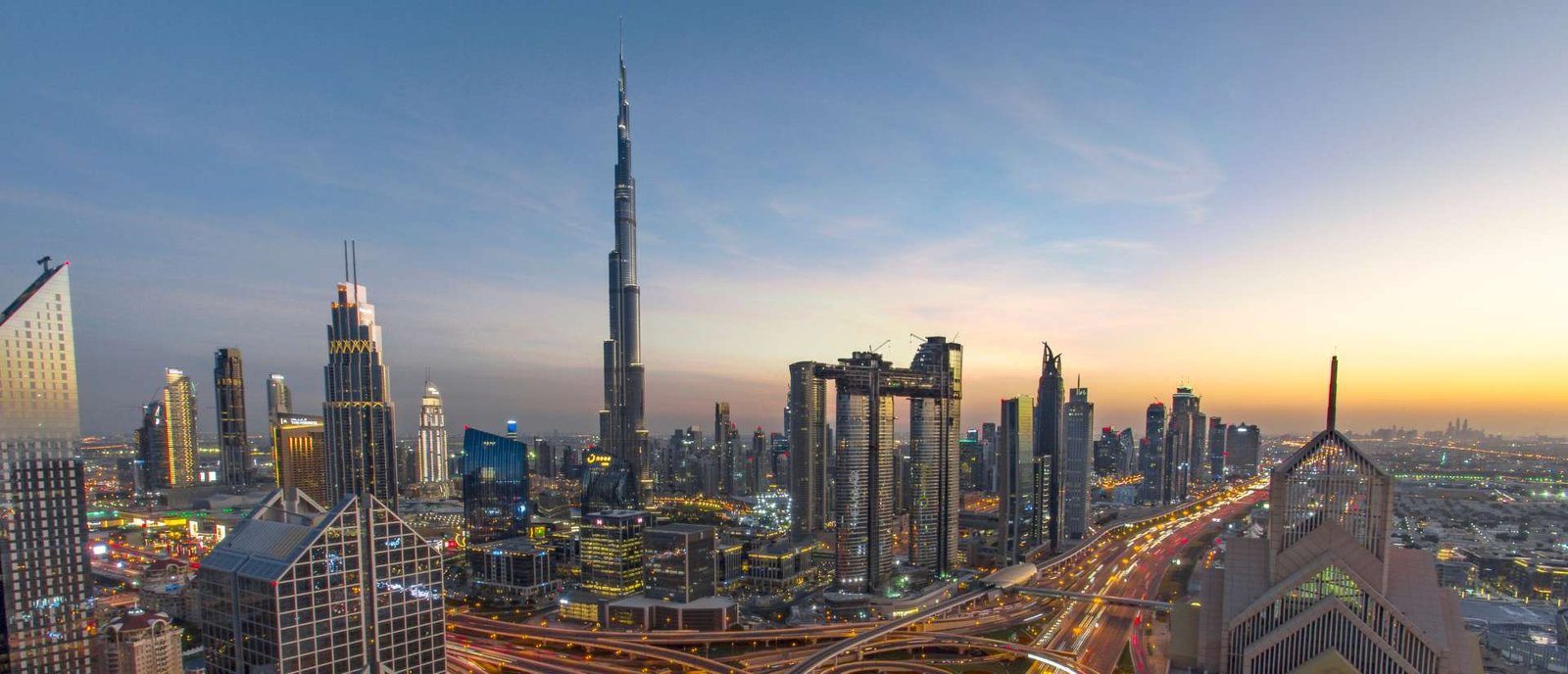 Stunning view of Dubai’s skyline at sunset, inspiring entrepreneurs to start a business in Dubai in 2025